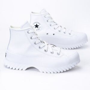 BRAND NEW CONVERSE CHUCK TAYLOR ALL STAR LUGGED TRIPLE WHITE WOMEN CASUA…